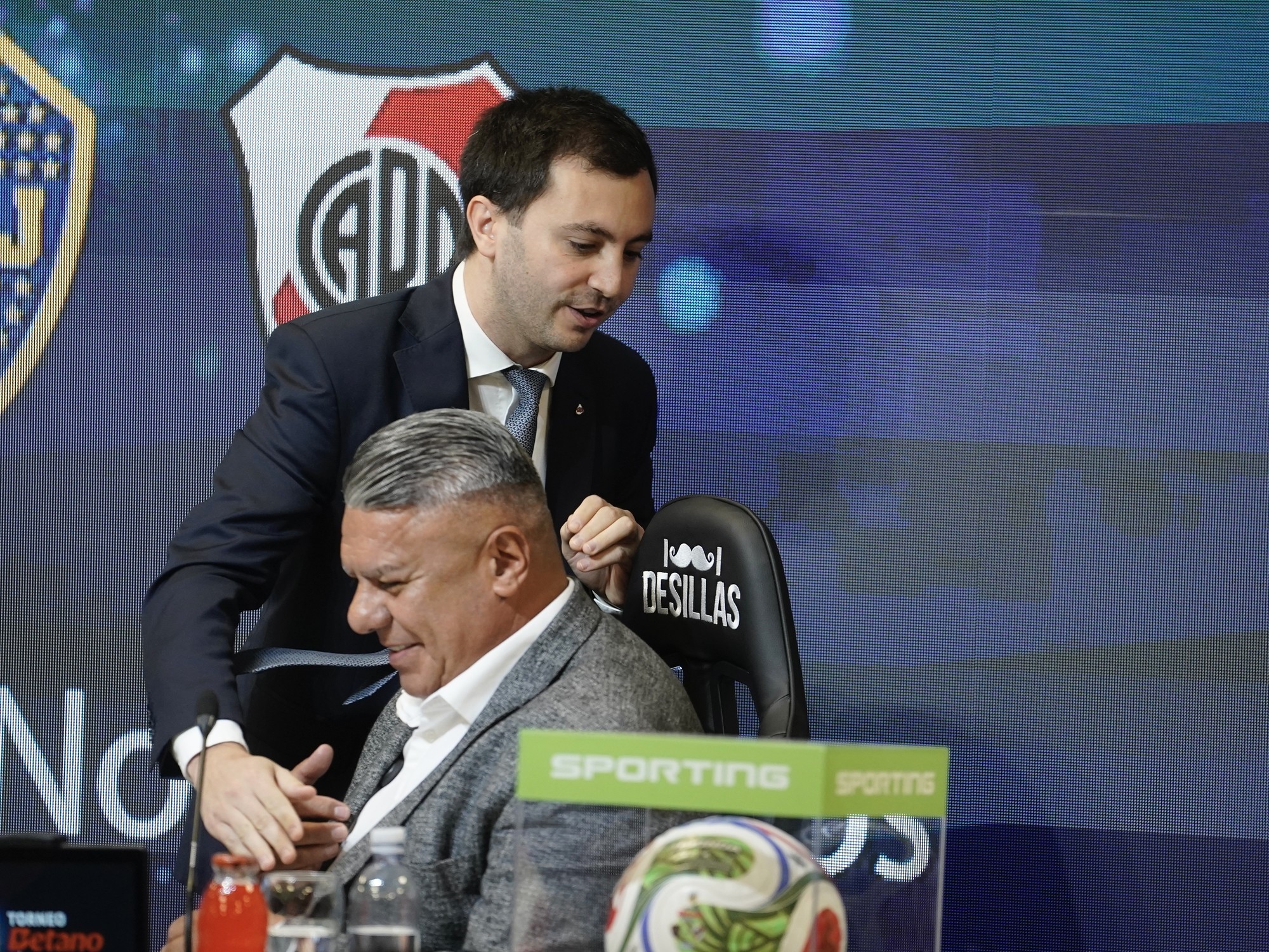 River no irá a la conferencia del Superclásico y pagará multa
