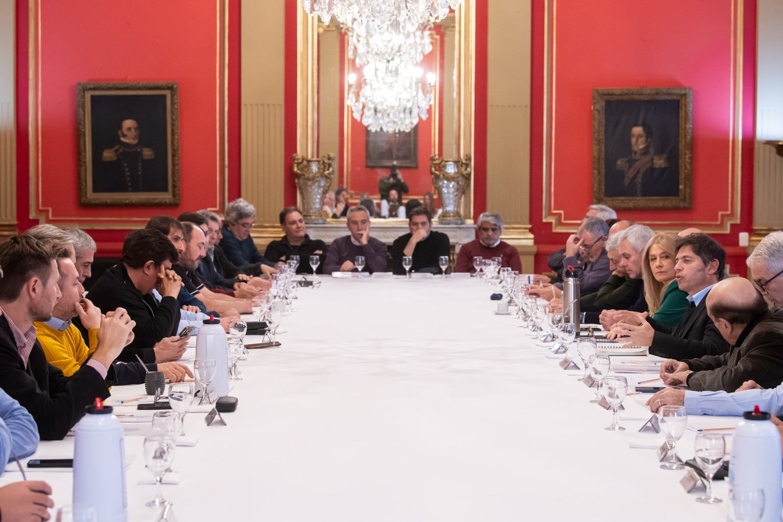 Kicillof reunirá a intendentes del MDF y bajará lineamientos políticos